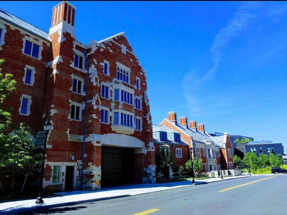 Apartament Golden Gem In Heart Of East Rock Quiet 3Br Near Dt And Yale New Haven Zewnętrze zdjęcie