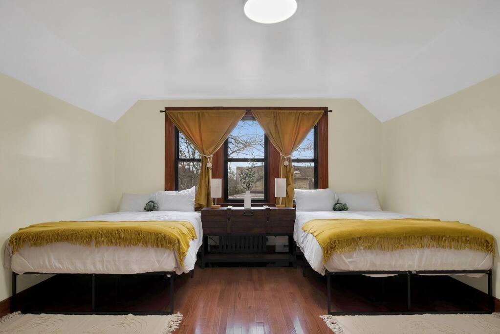 Apartament Golden Gem In Heart Of East Rock Quiet 3Br Near Dt And Yale New Haven Zewnętrze zdjęcie